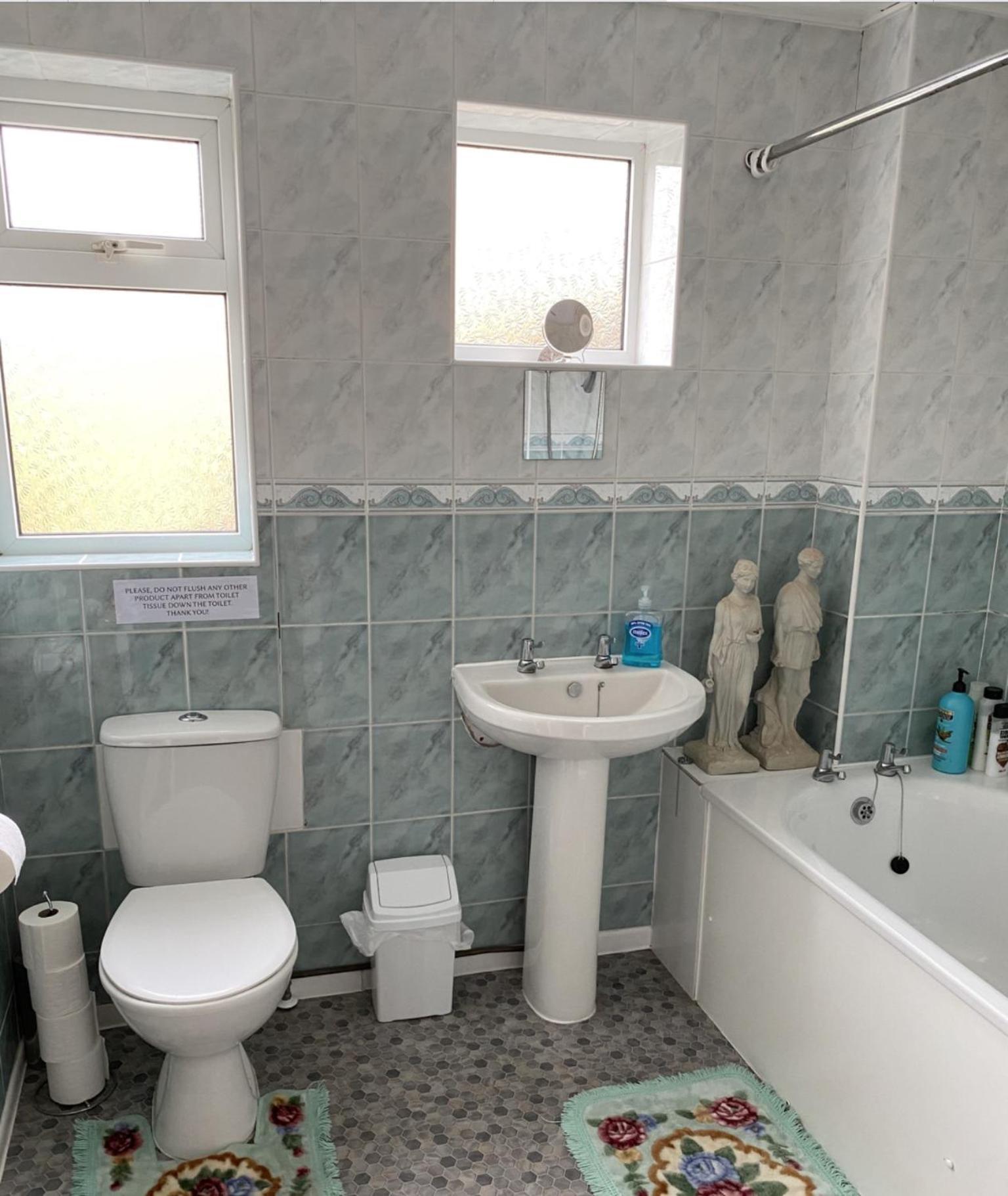 לינה וארוחת בוקר גלסטונברי Camelot Retreat - Tor View מראה חיצוני תמונה